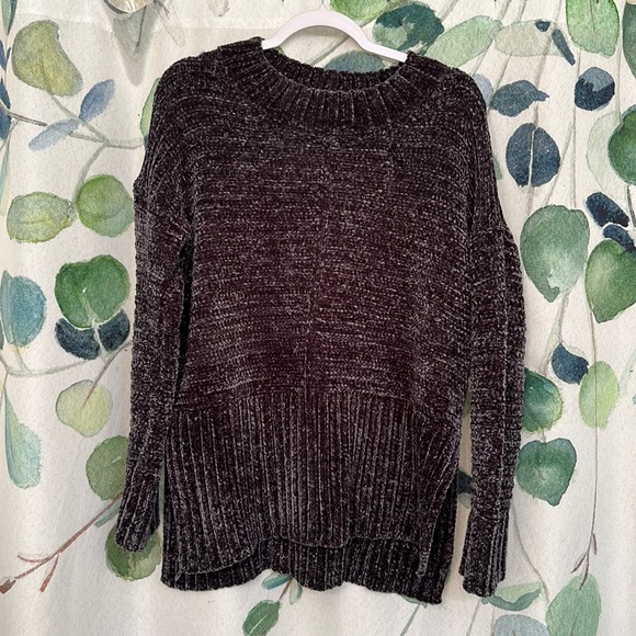 Mystree | velour sweater - Picture 5 of 10